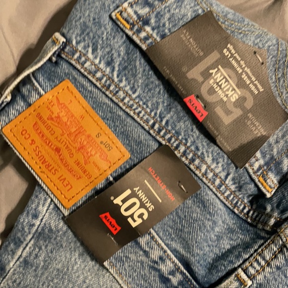 Levi’s - Picture 5 of 5